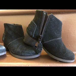 Kids booties